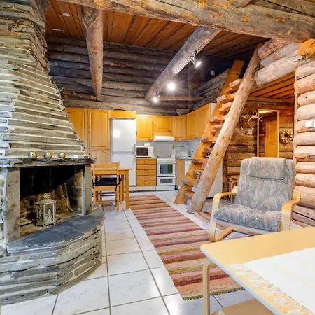 Log Kaekriaeinen A Feriehus